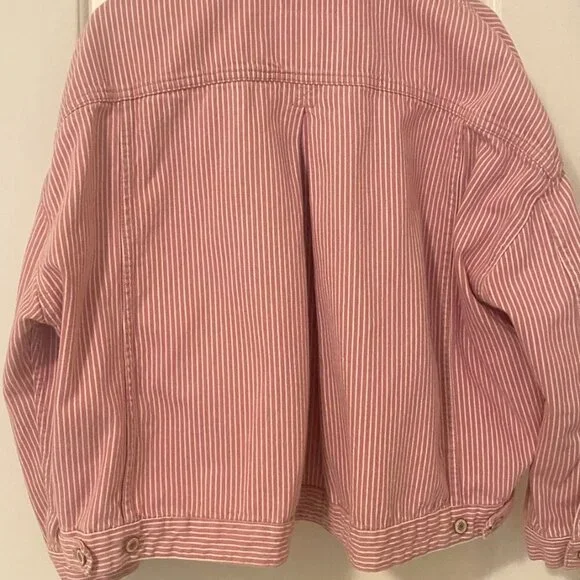 SOLD Free People Pink & White Striped Denim Jacket – Size Small - Picture 3 of 3